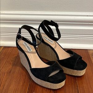 Steve Madden Black and Tan Wedge Sandals